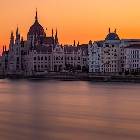 Supercenter 3bdr Lejlighed Budapest